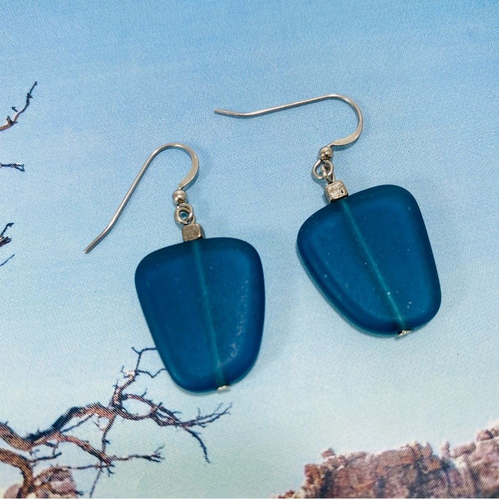 Pretty little detail, art glass pierced earrings